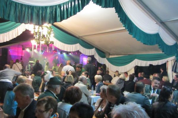 schuetzenfest13-samstag-591EC2C745-1F8E-AE20-A966-9D721583DA58.jpg