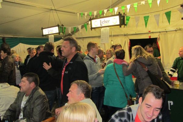 schuetzenfest13-samstag-6015809396-8418-AADB-1397-F159DF57D676.jpg